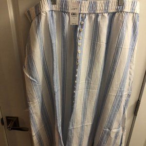 LOFT Women's Blue and White Maxi Skirt Size XL NWT